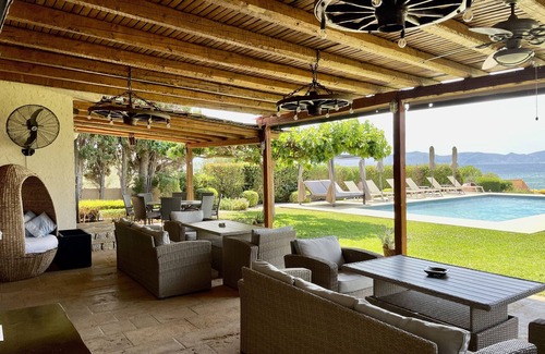 Pigadia Villa | Villa privée en bord de mer à Hermioni