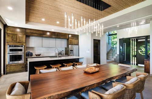 Potrero Villa | Beachfront Villa w/ Breakfast & Housekeeping