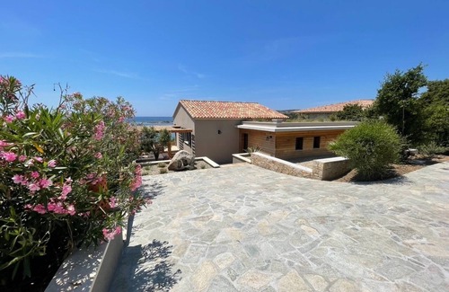 Tizzano Villa | Villa en bord de mer.