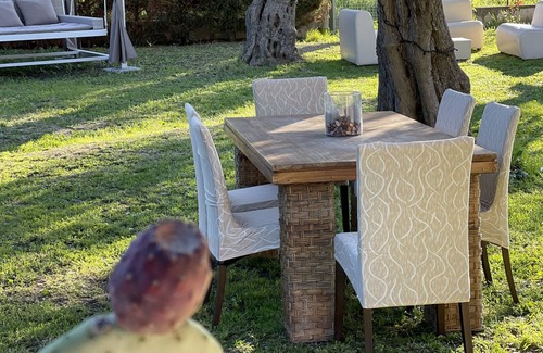 Ortona Villa | Beachfront villa with pool