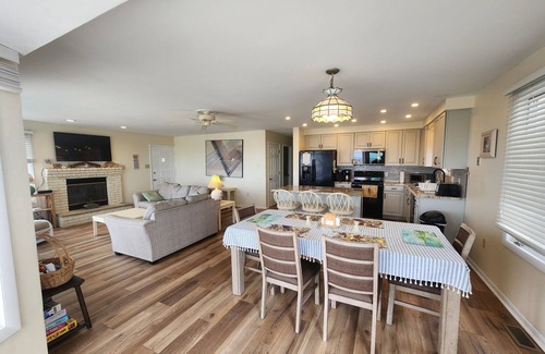 South End Maison | BEACHFRONT Vue à couper le souffle! Disponible du 5/18 au 6/8 à bon prix!