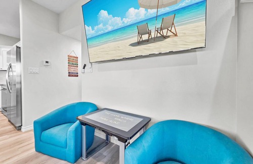 Port Bolivar Maison | BeachfrontHeatedPool!HotTub!Weddings!EventParking!Sleep24!Pets!Starlink!PuttPutt