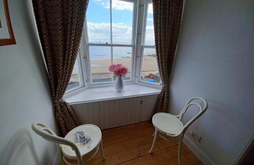 Lower Largo Maison | Beachhaven116 Lovely beachside house Lower Largo
