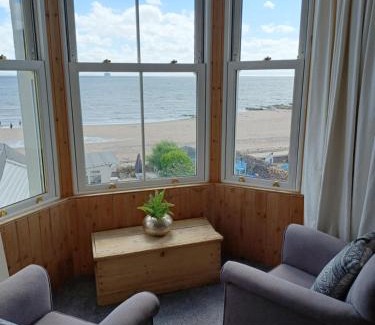 Lower Largo Maison | Beachhaven116 Lovely beachside house Lower Largo