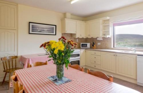 Ventry Maison | Beachmount House