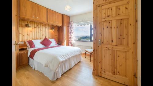 Ventry Maison | Beachmount House