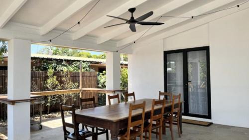 Currimundi Maison | Beachside Bliss In The Crown