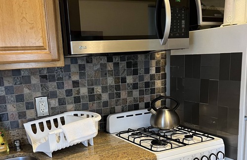 North End Copropriété | Beachside Condo-Feet To The Beach