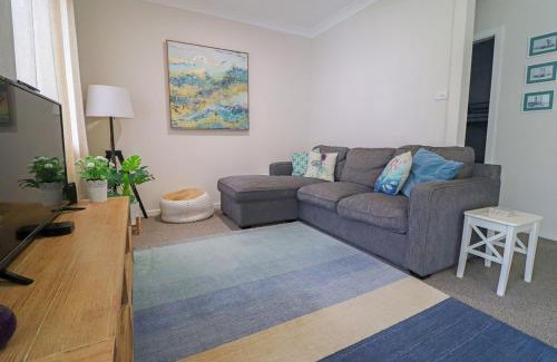 Blacksmiths Maison | Beachside Cottage at Blacksmiths