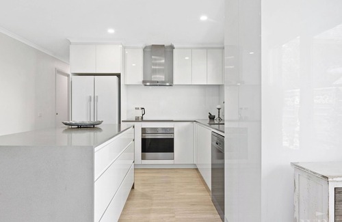 Mount Martha Maison | Beachside Getaway - 5 minutes walk to the beach.