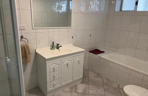 Ripon Appartement | Beachside & Jetty View Apartment 6 - Captain's Apt