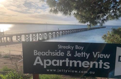Ripon Appartement | Beachside & Jetty View Apartment 6 - Captain's Apt