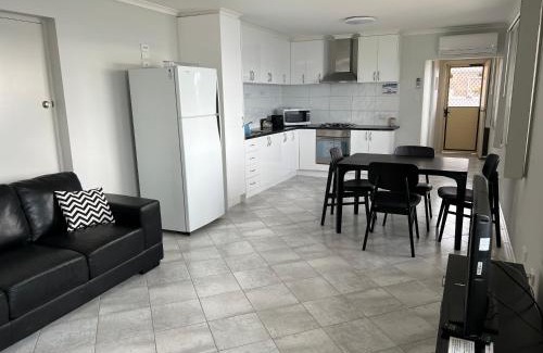 Ripon Appartement | Beachside & Jetty View Apartment 7 - Sea Eagle Nest Apartment