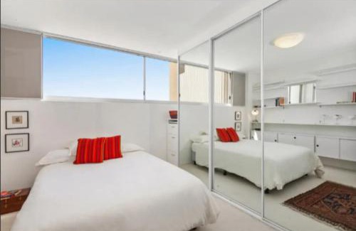 Manly Appartement | Beachside Paradise - Ocean Views, Central Position