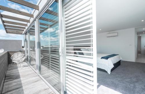 Papamoa Beach Maison | Beachside Retreat with Private Pool