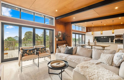Otaki Beach Maison | Beachside Sanctuary – Otaki Beach Holiday Home