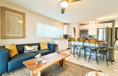Colin Park Maison | Beachway Breeze - 5Bed/4Bath Beachfront pool home with stunning views!