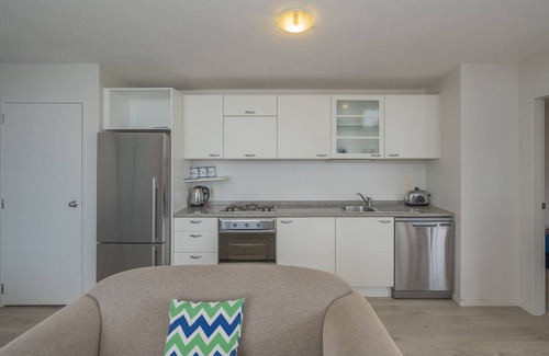 Whangamata Maison | Beachy Keen - Whangamata Holiday Apartment