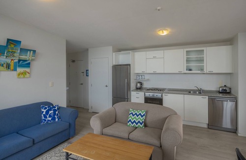 Whangamata Maison | Beachy Keen - Whangamata Holiday Apartment