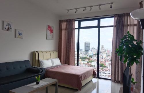 George Town Appartement | Beacon Exec Suites# Msg Chair#Disney Hotstar