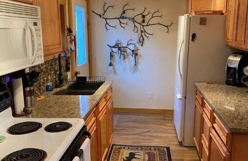 Old Forge Maison | Bear Creek Lodge: By First Lake, Ride from Cabin