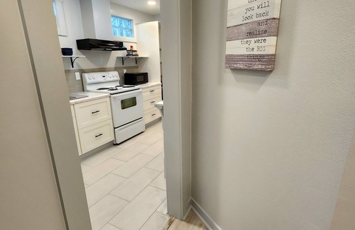Jacksonville Appartement | Bear's Den on Kodiak Court!
