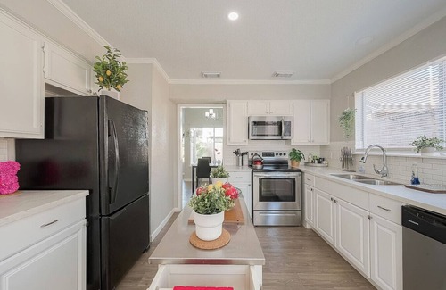 Barker Maison | Beat the Heat in Katy Tx - Arcade Room & Pool