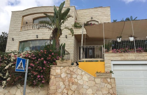 Idmit Maison | Belle vue et très calme