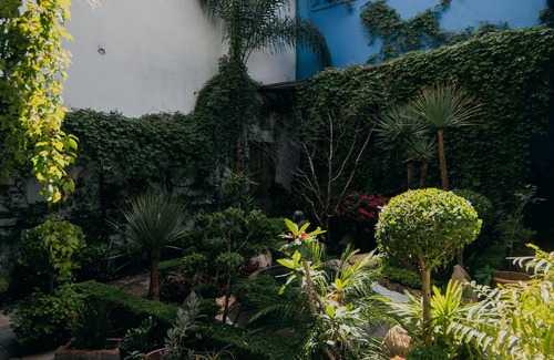 El Carmen Maison | Beautiful XVII century home, one block from Amparo Museum, best location in town