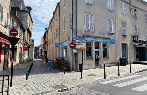 Bourges Appartement | beau studio centre ville et proche gare