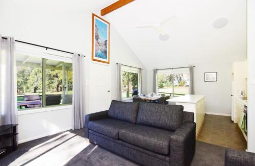 Kangaroo Valley Maison | Beau Villa - Two bedroom Villa on golf course