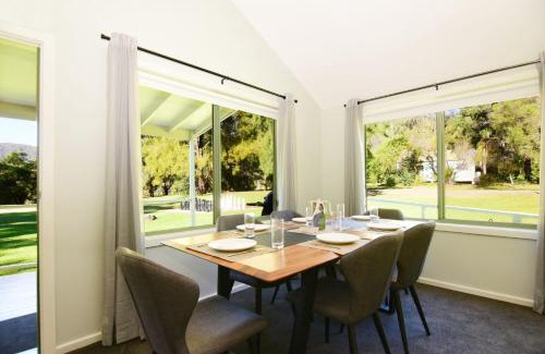 Kangaroo Valley Maison | Beau Villa - Two bedroom Villa on golf course