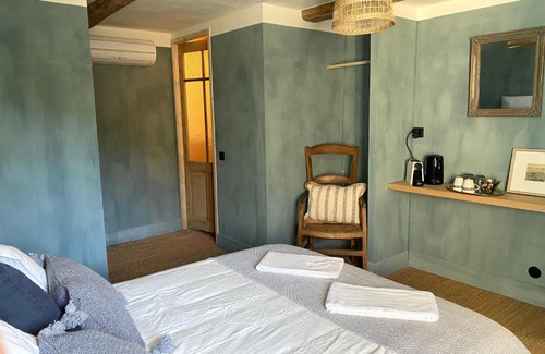 Fressac Lit Et Petit-Déjeuner | Beauregard Cévennes - Magnifique chambre d'hôtes, indépendante et moderne