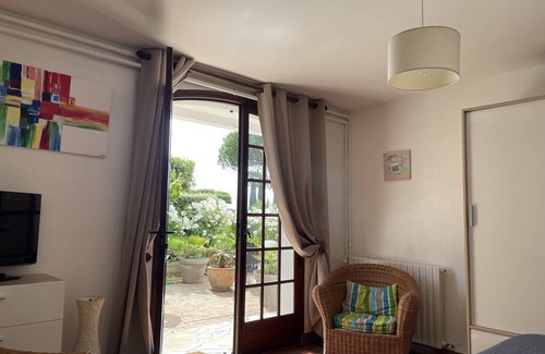 Saint-Georges-de-Didonne Appartement | Bel appartement 3 personnes situé face à la grande plage