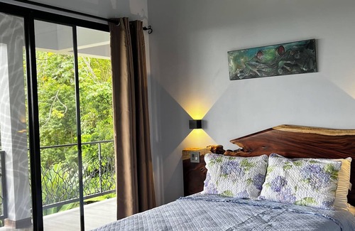 Ojochal Maison | Beautiful ocean view, easy access and close into town and close to beaches.