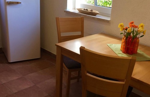 Trockenborn-Wolfersdorf Appartement | Beautiful apartment spread over two floors