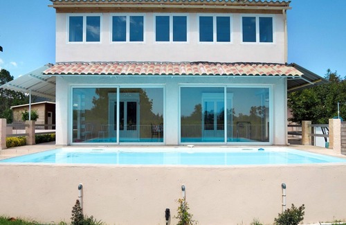 Santa-Lucia-di-Moriani Maison | Belle maison de vacances privée avec piscine privée, TV, patio, animaux admis, vue panoramique