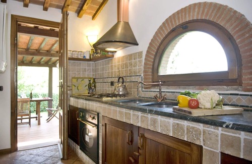 Montopoli in Val d'Arno Villa | Maison de vacances privée avec piscine privée, WIFI, climatisation, TV, patio, vue panoramique