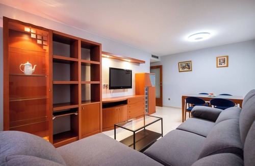 Cornella de Llobregat Appartement | Beautiful two-bedroom apartment in Cornellà