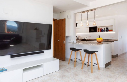 Santa Cristina de Aro Maison | Casa de vacaciones privada con piscina privada, WIFI, A/C, patio, vista panorámica, aparcamiento