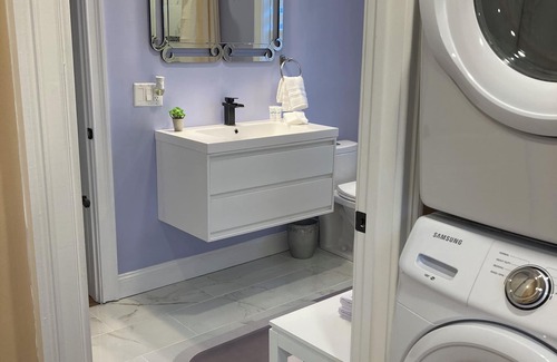 Salisbury Appartement | Beautiful 3rd FL apartment, queen and twin bed, central A/C,5min drive to beach.