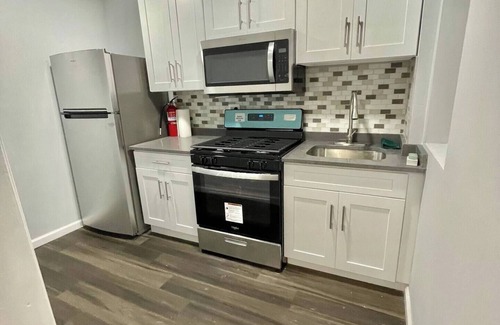 Newark Appartement | Beautiful 1 BR Apt Basment,35 min to NYC