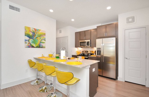 Spring Appartement | Beautiful 1BD/Pool View Apt