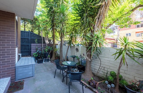 Middle Park Appartement | Beautiful 2-bed Unit in St Kilda West w/ Parking