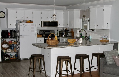Lehman Maison | Beautiful 2 Bedroom House with Lake access near Rickett's Glen