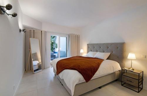 Almancil Appartement | Beautiful 2 Bedroom Self Catering Apartment with Private Pool and Garden in the Encosta do Lago Resort in Quinta do Lago