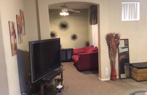 Glendale Maison | Beautiful 2 Bedroom & 2 Bath Home Located in a gated community in Glendale, AZ.