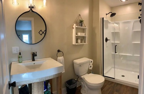 Town of Kirkland Appartement | Entire Apartment - Near Village, Hamilton College