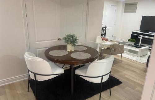 Halton Regional Municipality Appartement | Beautiful 2-bedroom basement apartment in center of Milton