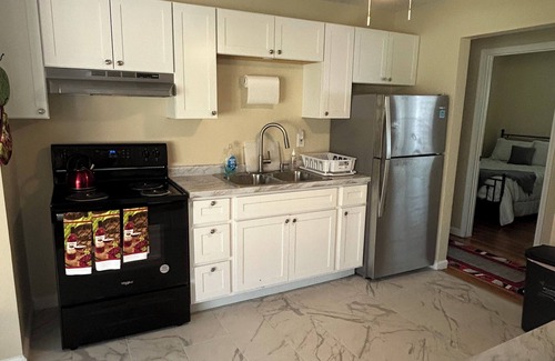 Ferguson Maison | Beautiful 2-bedroom house in awesome Ferguson .Mo with WiFi